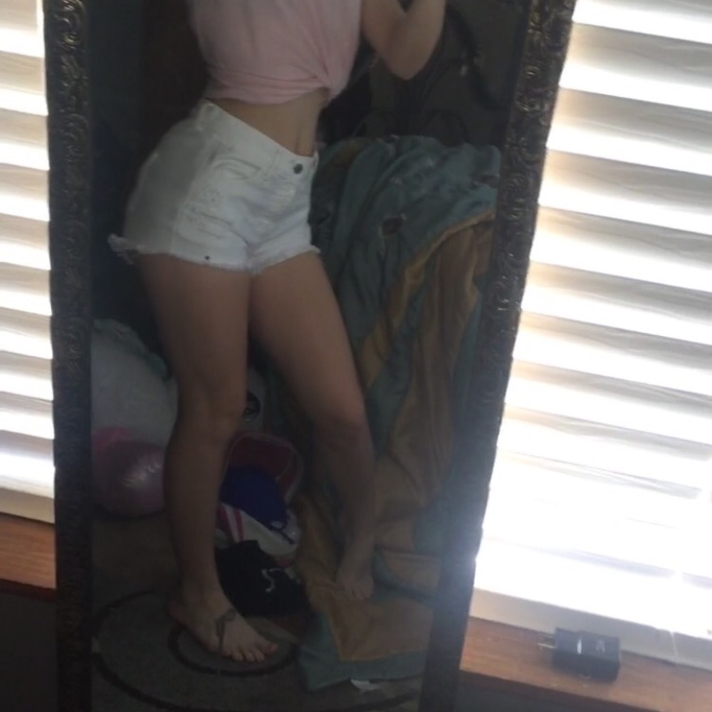 white distressed shorts